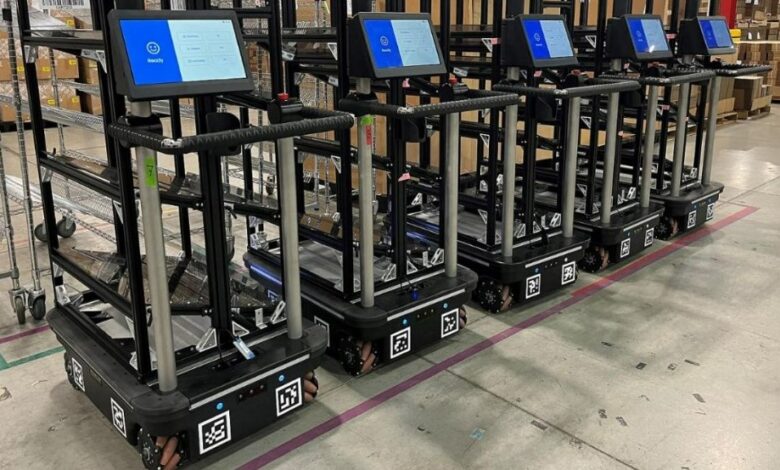 Robots and AI Help Modernize, Streamline Warehouse Workflows Robots and AI Help Modernize, Streamline Warehouse Workflows