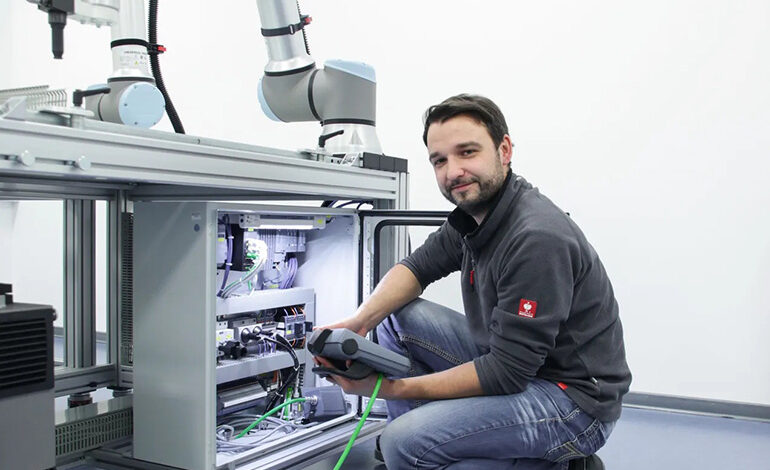 Demand for integrated robot control surges Demand for integrated robot control surges