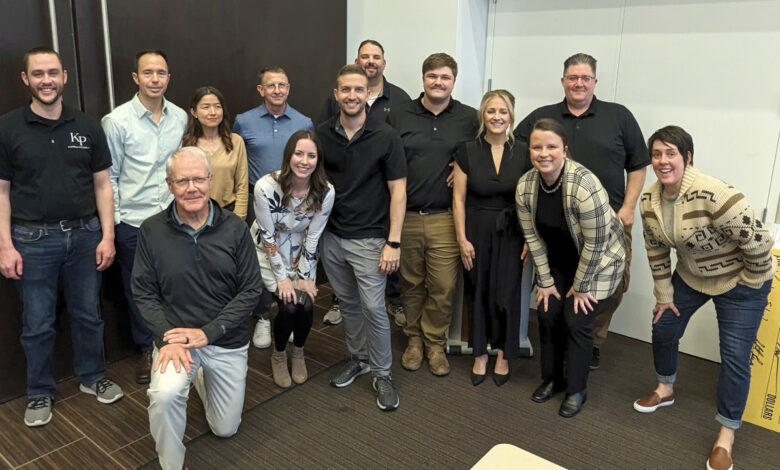 Three Iowa entrepreneurs win top awards in Venture School competitions Three Iowa entrepreneurs win top awards in Venture School competitions