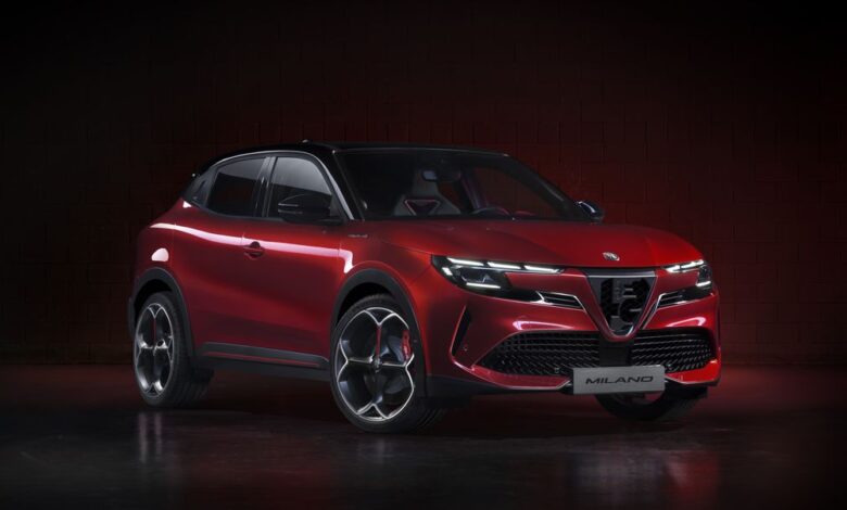 Stylish Alfa Romeo Junior SUV Is the Brand’s First EV Stylish Alfa Romeo Junior SUV Is the Brand’s First EV