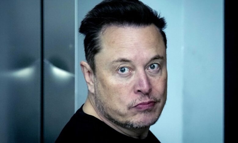 Tesla lays off executives, cuts Supercharger division Tesla lays off executives, cuts Supercharger division