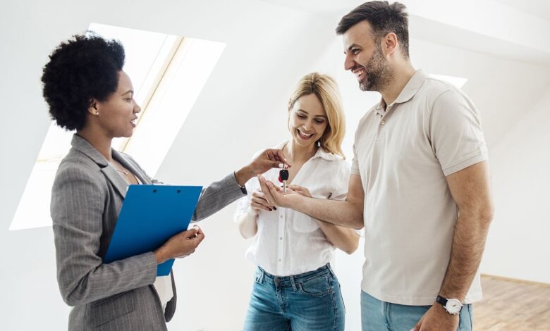 Best CRM for real estate of 2024 Best CRM for real estate of 2024
