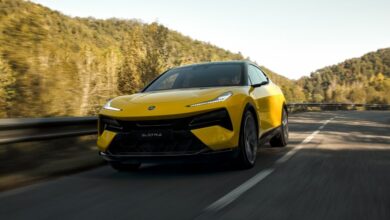 Lotus and Nio Team Up on Electric-Vehicle Battery Swap Tech