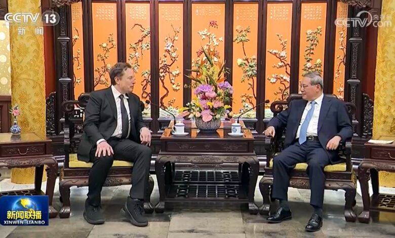 Tesla’s Elon Musk meets with Beijing officials in quick China visit Tesla’s Elon Musk meets with Beijing officials in quick China visit