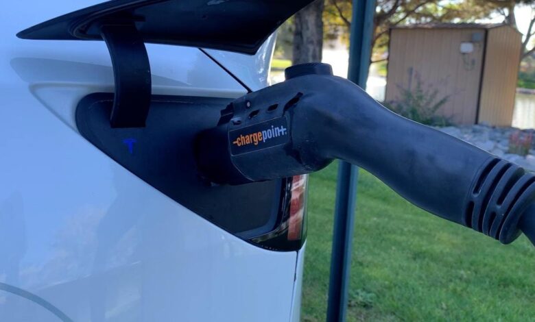 Colorado’s Electronic Vehicle Titling and Registration program gains popularity in Arapahoe County Colorado’s Electronic Vehicle Titling and Registration program gains popularity in Arapahoe County