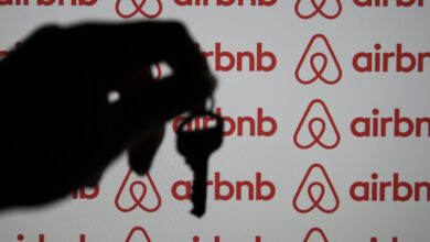 Does ‘virtue signaling’ pay off for entrepreneurs? We studied 80,000 Airbnb listings to find out