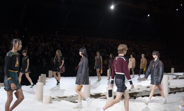F.T.C. Said to Consider Blocking Major Fashion Merger F.T.C. Said to Consider Blocking Major Fashion Merger