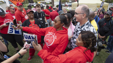 Big 3 autoworkers vote to approve UAW contract with historic raises : NPR