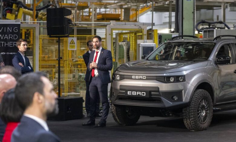 Beijing auto show welcomes world as China’s carmakers aim to conquer it Beijing auto show welcomes world as China’s carmakers aim to conquer it
