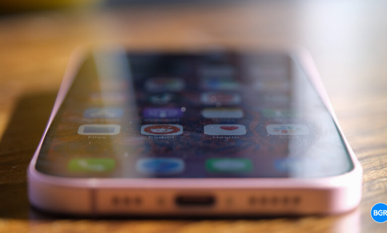 ChatGPT might run on the iPhone ChatGPT might run on the iPhone