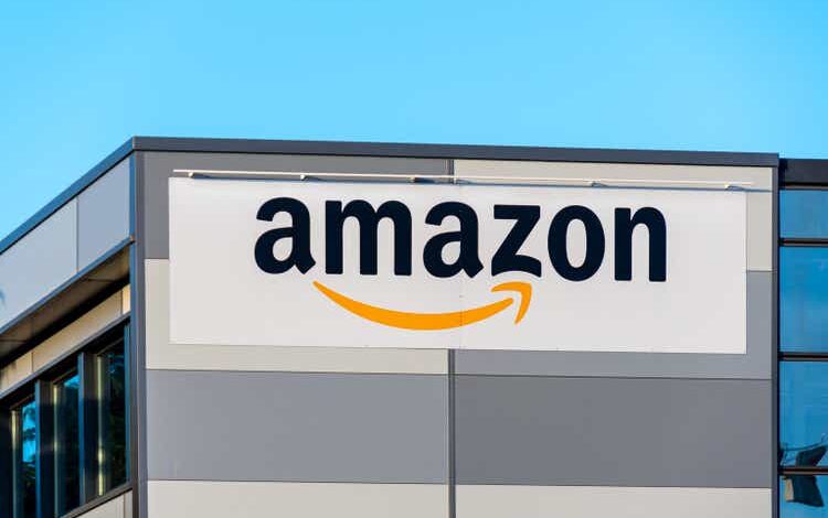 Amazon has fully launched its generative AI coding bot, Q (AMZN) Amazon has fully launched its generative AI coding bot, Q (AMZN)