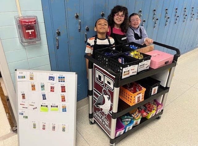 Young Entrepreneurs Jump Into The Food Biz At Deer Park Intermediate Young Entrepreneurs Jump Into The Food Biz At Deer Park Intermediate