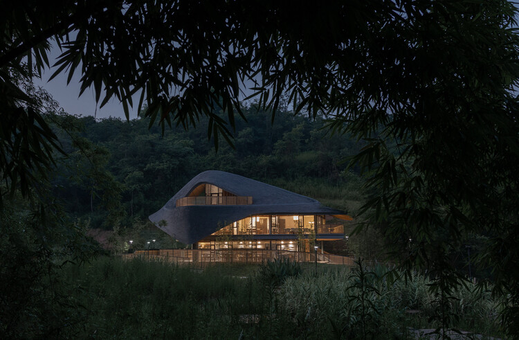 Linpan Cloud Eye: Chengdu Dayi Rural Neighborhood Center / Archi-Union Architects - Exterior Photography, Windows, Forest