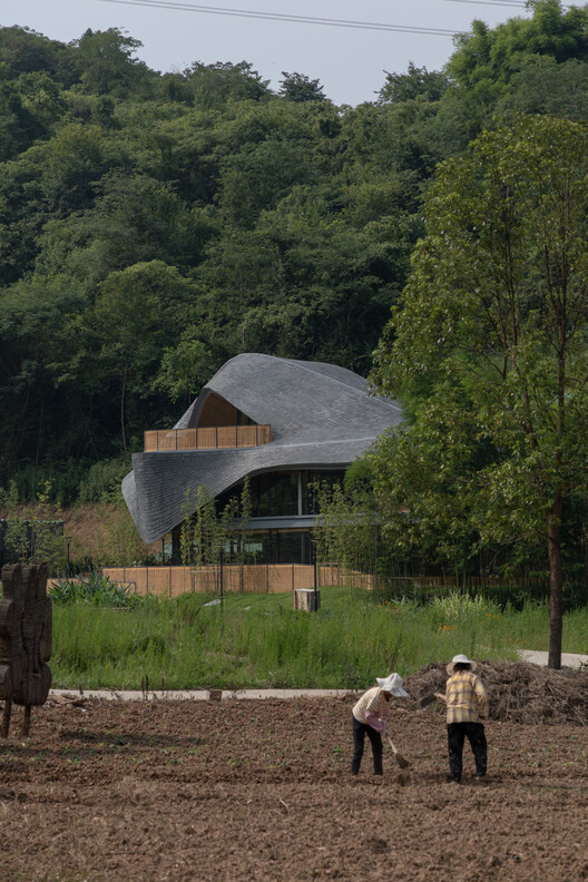 Linpan Cloud Eye: Chengdu Dayi Rural Neighborhood Center / Archi-Union Architects - Exterior Photography