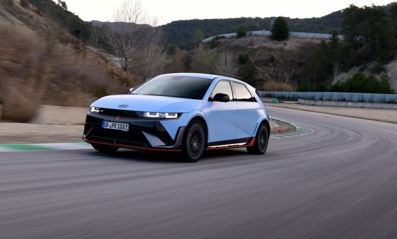 5 must-have features to future-proof your first or next EV purchase 5 must-have features to future-proof your first or next EV purchase