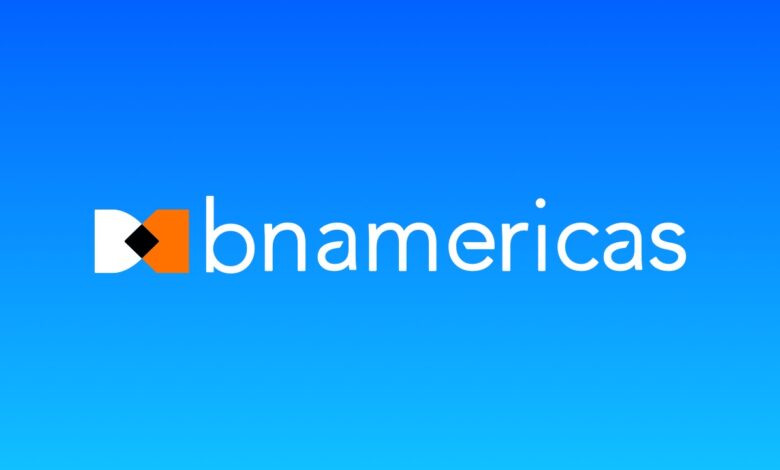Argentine govt overturns price controls on telecommunications Argentine govt overturns price controls on telecommunications