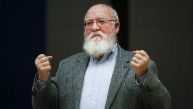 Daniel Dennett: 'Why civilisation is more fragile than we realised' – BBC.com