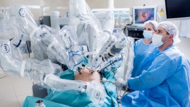 Robots Redefine Surgical Landscape, Enhance Patient Outcomes