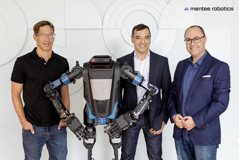 Israeli startup unveils AI robot capable of house chore Israeli startup unveils AI robot capable of house chore