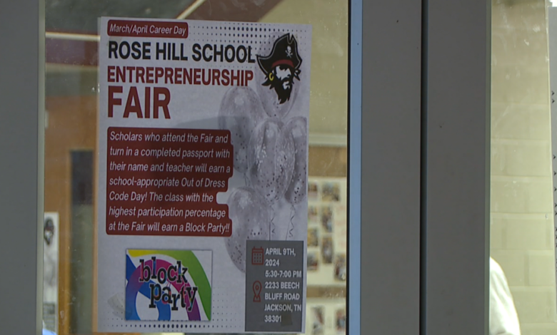 Rose Hill hosts entrepreneurship fair, inspiring future business owners Rose Hill hosts entrepreneurship fair, inspiring future business owners
