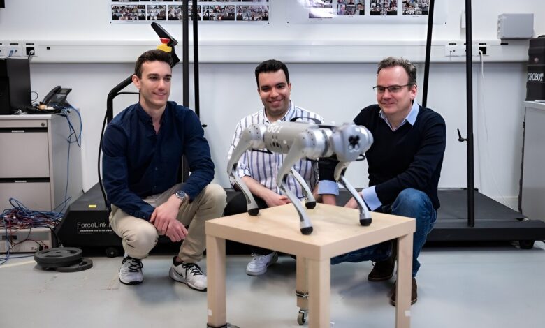 Trotting robots reveal emergence of animal gait transitions Trotting robots reveal emergence of animal gait transitions