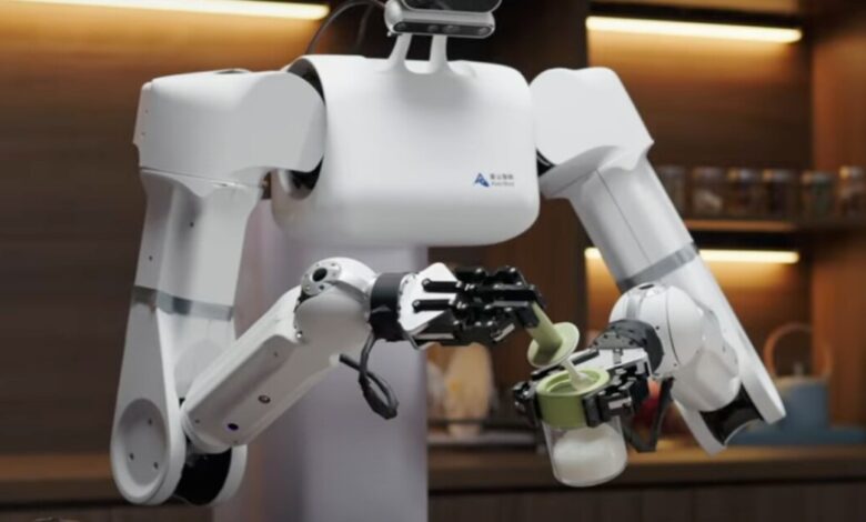 Video of super-fast, super-smooth humanoid robot will drop your jaw Video of super-fast, super-smooth humanoid robot will drop your jaw