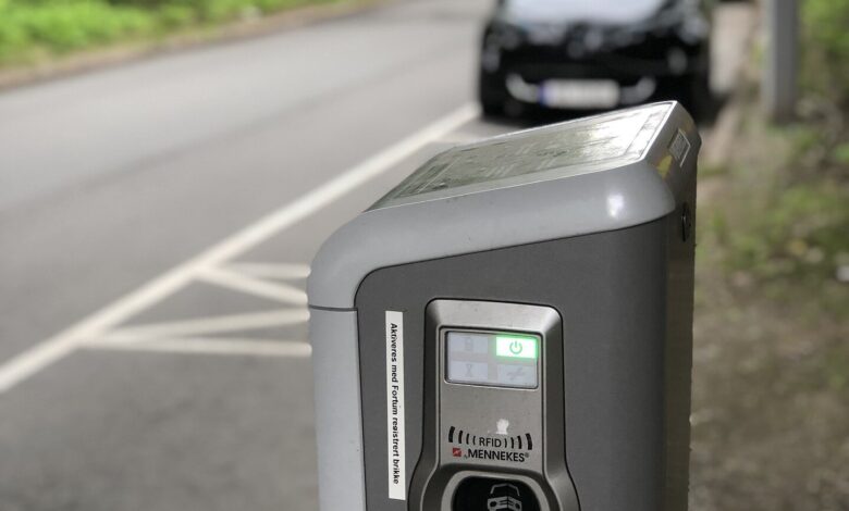 New report tackles electric vehicle charging payment challenges and offers key recommendations New report tackles electric vehicle charging payment challenges and offers key recommendations