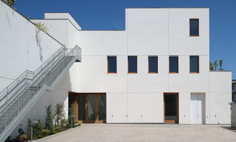 Zwirner Anchors Los Angeles Art Neighborhood With New Gallery Zwirner Anchors Los Angeles Art Neighborhood With New Gallery