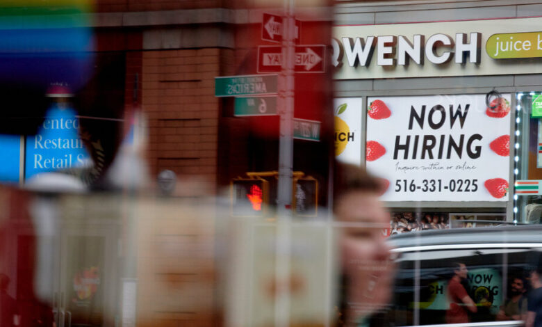 The Fed Is Eyeing the Job Market, but It’s Difficult to Read The Fed Is Eyeing the Job Market, but It’s Difficult to Read