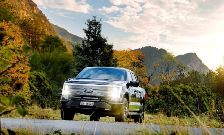 Ford reducing battery orders as it loses over 0,000 per EV sold Ford reducing battery orders as it loses over 0,000 per EV sold