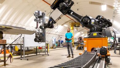 NREL integrates robotics into wind turbine blade production