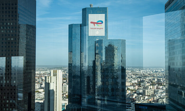 European Oil Giants Consider Shifting Their Listings to the U.S. European Oil Giants Consider Shifting Their Listings to the U.S.