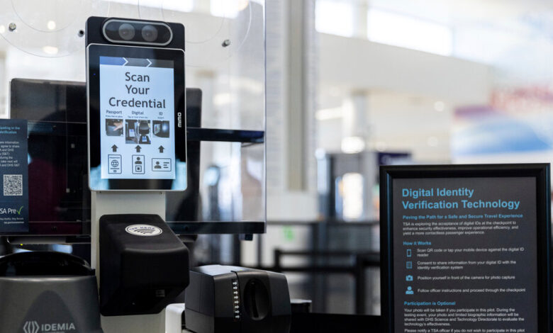 Senators Seek to Curb Facial Recognition at Airports, Citing Privacy Concerns Senators Seek to Curb Facial Recognition at Airports, Citing Privacy Concerns