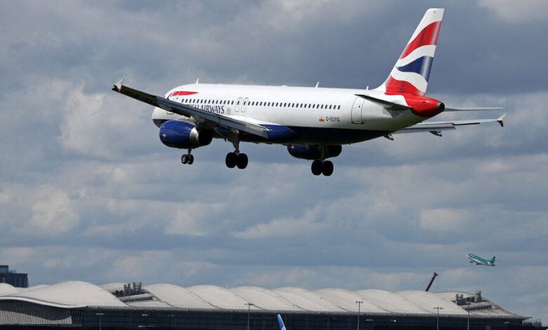 Outage Causes Delays at U.K. Airports’ Immigration Checkpoints Outage Causes Delays at U.K. Airports’ Immigration Checkpoints