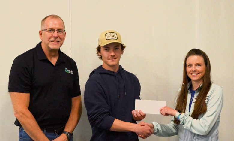 Bronson Volk of Unity enters entrepreneurship with windows. Bronson Volk of Unity enters entrepreneurship with windows.
