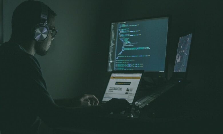 Who is a full stack web developer Who is a full stack web developer