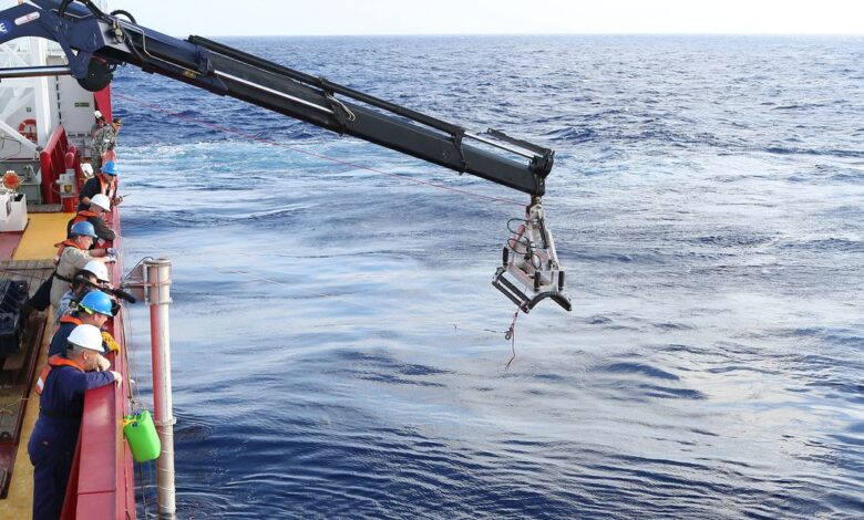 Flight MH370: Marine robotics company wants to restart search decade after disappearance – World News Flight MH370: Marine robotics company wants to restart search decade after disappearance – World News