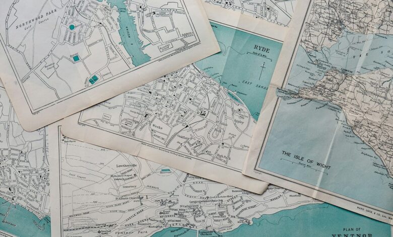 From Data to Dashboard: Visualizing the Ancient Maritime Silk Road with Dash Leaflet and SeaRoute libraries | by Maria Mouschoutzi, PhD | May, 2024