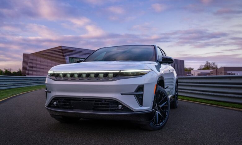 Jeep reveals all-electric Wagoneer S in EV offensive, starting at ,000 – NBC New York Jeep reveals all-electric Wagoneer S in EV offensive, starting at ,000 – NBC New York