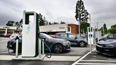 California EV sales continue to slow