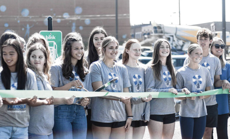 Franklin Mayor’s Youth Leadership Council installs electric vehicle charger Franklin Mayor’s Youth Leadership Council installs electric vehicle charger
