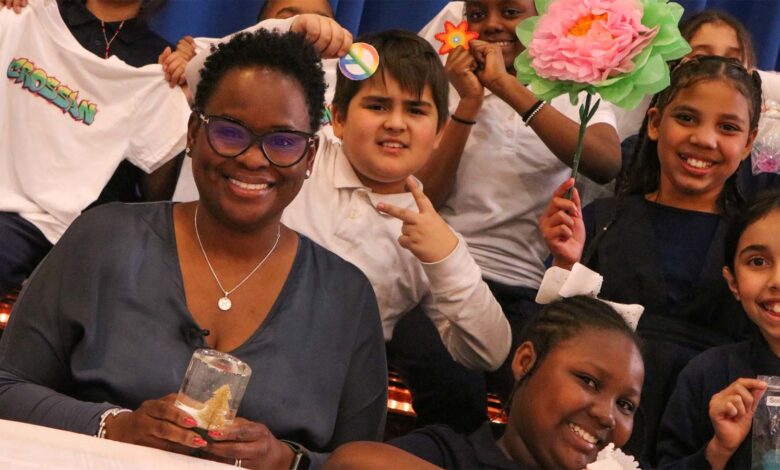 Philly Principal helps students pitch products like true entrepreneurs Philly Principal helps students pitch products like true entrepreneurs