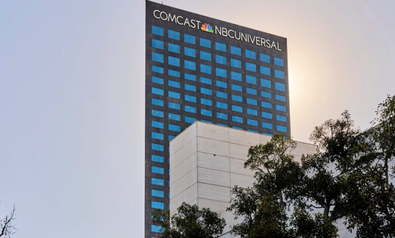 Comcast Plans Streaming Bundle With Netflix, Apple TV+ Comcast Plans Streaming Bundle With Netflix, Apple TV+