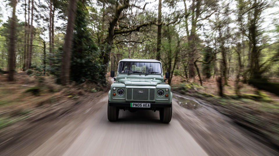 Bedeo's all-electric 2005 Land Rover Defender 110 restomod.