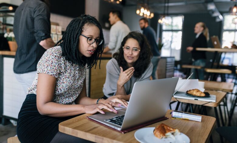 How Women Entrepreneurs Are Transforming Traditional Industries How Women Entrepreneurs Are Transforming Traditional Industries