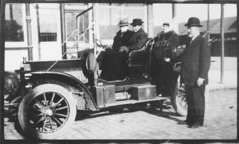 Petaluma’s Past: The advent of the automobile in a changing world Petaluma’s Past: The advent of the automobile in a changing world