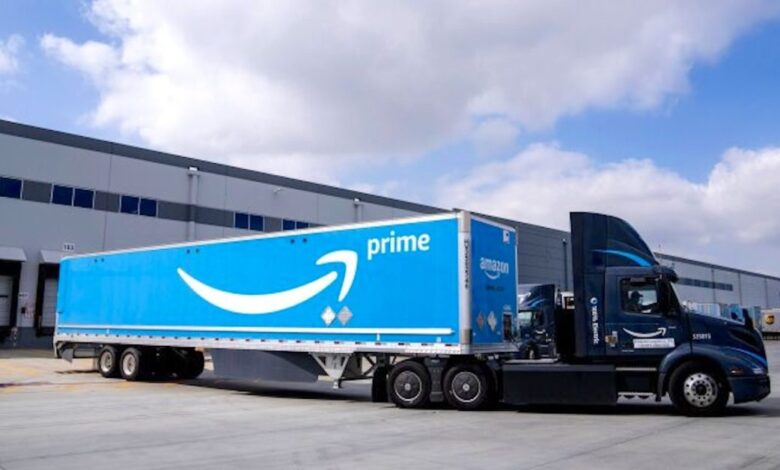 Amazon puts first electric semi trucks into ocean freight operation Amazon puts first electric semi trucks into ocean freight operation