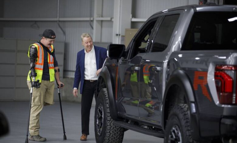 Ford shareholders ask what the heck is going on with electric vehicle costs, losses Ford shareholders ask what the heck is going on with electric vehicle costs, losses