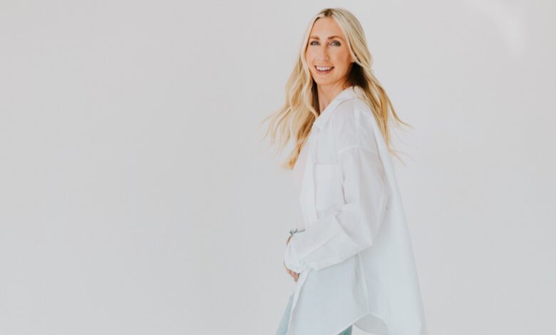 Habits to Leave Your 9-5 and Earn More, From a Former Nurse Habits to Leave Your 9-5 and Earn More, From a Former Nurse