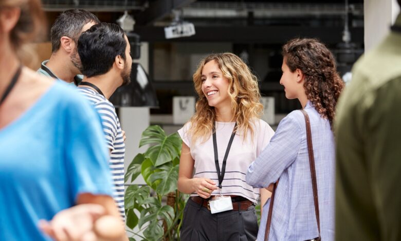 5 Ways Solopreneurs Can Scale Their Business Through Collaboration